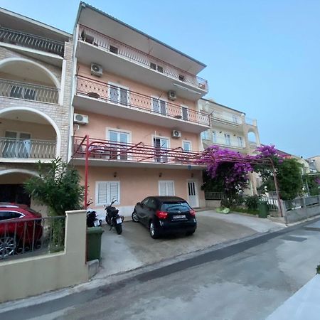 Apartment Sanja Макарска Экстерьер фото